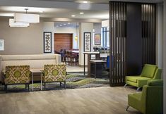 ล็อบบี้ 3 Holiday Inn Express Niagara-On-The-Lake