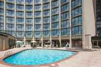 Kolam Renang Hotel RL Salt Lake City