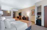 ห้องนอน 4 Comfort Suites Denver International Airport