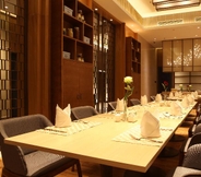 Restaurant 2 Metropolo Jinjiang Hotel Shanghai Hongqiao