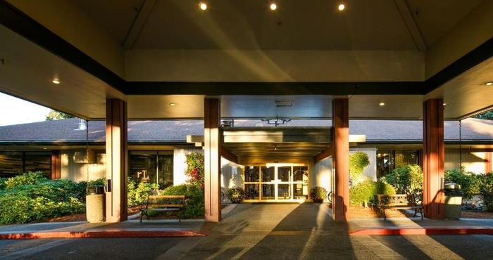 ภายนอกอาคาร OLYMPIA HOTEL AT CAPITOL LAKE