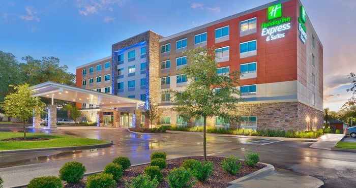 Exterior Holiday Inn Express and Suites Gainesville I-75