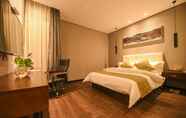 Kamar Tidur 4 Metropolo Hotel Hongqiao Airport Wuzhong