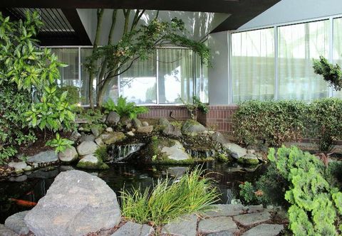 อื่นๆ Medallion Inn and Suites