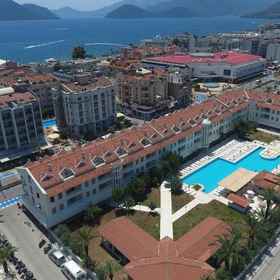 Koçer Club Family Apartments1 , 飯店图伦奇海滩