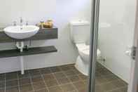 Toilet Kamar Gosford Palms Motor Inn