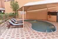 Swimming Pool Boudl Al Maidan Hotel