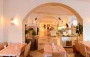 Restaurant 2 Riad Meninx