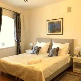 Dom Literatury w Warsawie 1, โรงแรม & ที่พัก Szwedzka