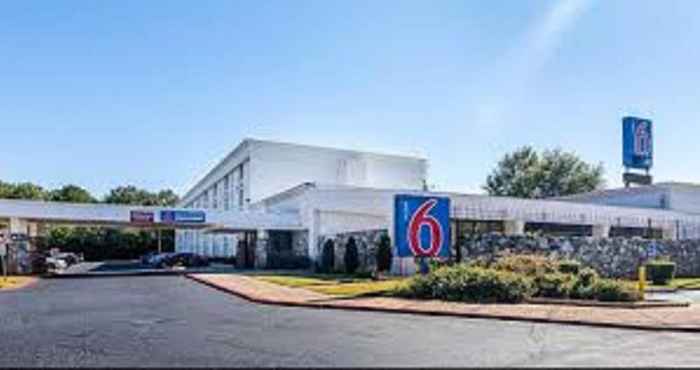 Exterior Motel 6