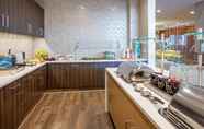 Restoran 3 Homewood Suites by Hilton Edina Southdale Center