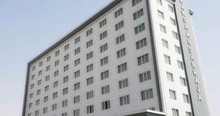 Luar Bangunan Rawda Suites  hotel