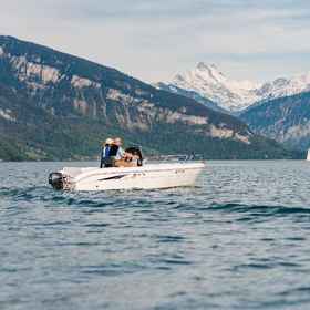 ラグジュアリーヴィラ – デルタパーク 1, オーバーヴィル・イム・ジメンタールホテル