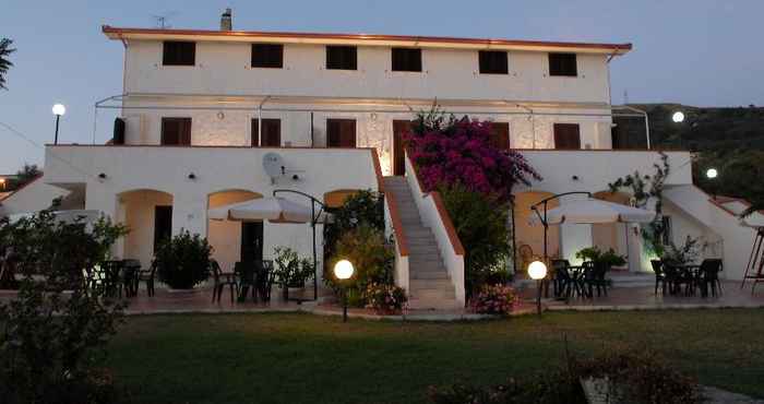 Exterior Villa Catalano