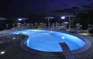 Swimming Pool 6 Villa Catalano