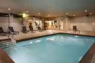 Swimming Pool Hyatt Place Oklahoma City Bricktown
