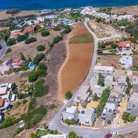 ริมอนดี แกรนด์ วิลล่า 1, โรงแรม & ที่พัก อารามอาร์คาดี