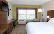 Bilik Tidur 5 Hol. Inn Exp. and Suites - King George - Dahlgren