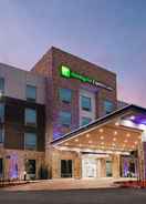 EXTERIOR_BUILDING Holiday Inn Exp & Sts Oakhurst - Yosemite Park Ar.