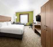 In-room Bathroom 3 Holiday Inn Exp & Sts Oakhurst - Yosemite Park Ar.