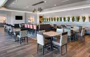 Restaurant 7 Comfort Suites Southwest Kennewick