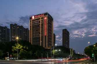 Luar Bangunan 4 Ramada by Wyndham Wuhan Dongxihu