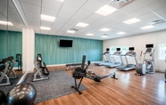 Fitness Center 4 Hol. Inn Exp.  Atlanta Arpt Ne - Hapeville