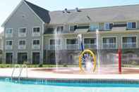 Swimming Pool The Lodge At Geneva On The Lake