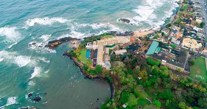 Nearby View and Attractions Le Grand Galle