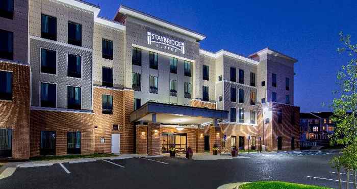 Bangunan Staybridge Suites Charlottesville Airport