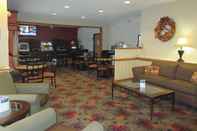 Bar, Cafe and Lounge Rodeway Inn Kendallville