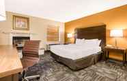 Bedroom 6 Quality Inn & Conference Centre Orillia