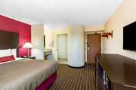 Bedroom Baymont Inn and Suites by Wyndham Mukwonago