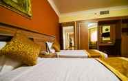 Bedroom 3 Luxurious Al Rawdah Suites