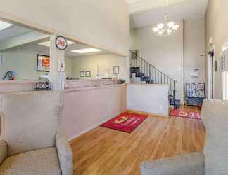 Lobby 2 Econo Lodge Scottsbluff