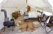 Bilik Tidur 4 Under Canvas Moab