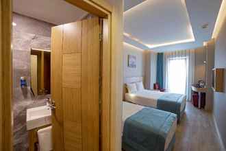 Kamar Tidur 4 The Meretto Hotel Laleli