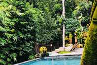 Swimming Pool Omah Lembu Riverview Villas