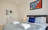 Kamar Tidur 3 Heathrow One-Bedroom Apartments