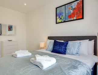Phòng ngủ 2 Premium Hounslow Studio Apartments