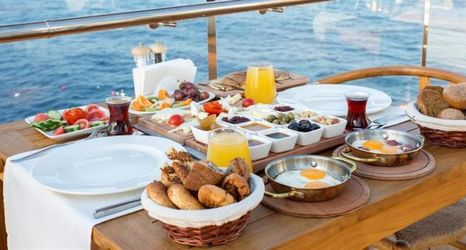 Others 2 Meis Exclusive Hotel