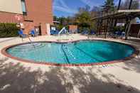 Swimming Pool Best Western Plus Augusta Hotel