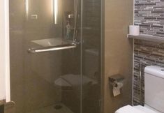 In-room Bathroom 3 Dazzle Sukhumvit 7