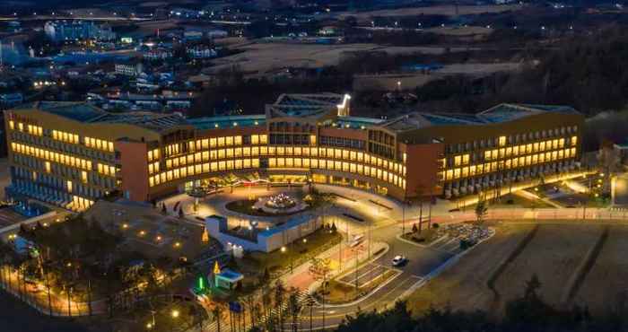 Nearby View and Attractions Ramada Hotel & Suites by  Gangwon Pyeongchang