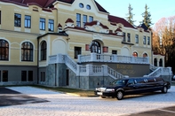 Exterior Rübezahl Marienbad Luxury Castle Hotel Golf