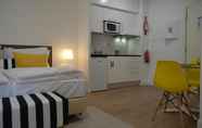 Kamar Tidur 2 Studios Funchal by Petit Hotels