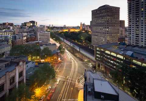 Atraksi di Area Sekitar Zara Tower Sydney