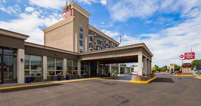 Exterior BW Plus Columbia River Hotel & Conference Center