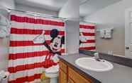 In-room Bathroom 5 Disney Area Standard Homes by VillaDirect