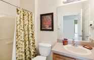 Toilet Kamar 6 Disney Area Standard Homes by VillaDirect